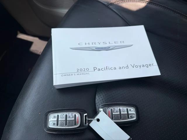 2020 Chrysler Pacifica Touring L