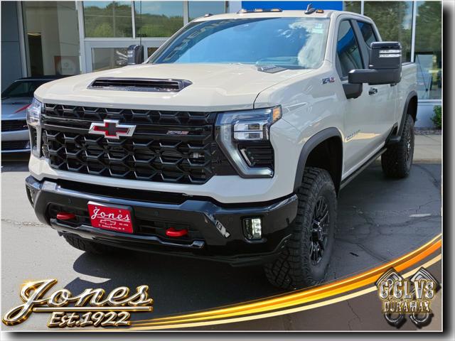 2026 Chevrolet Silverado 2500HD Crew Cab, Standard Bed, XR2, 4WD for sale in Richland Center, WI