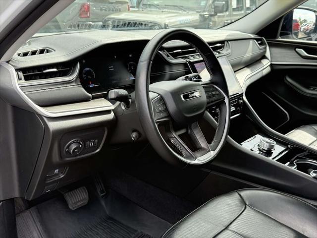 2022 Jeep Grand Cherokee L Limited 4x4 2022 Jeep Grand Cherokee L Limited 4x4