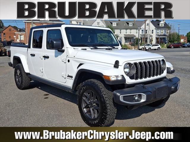2024 Jeep Gladiator Sport S
