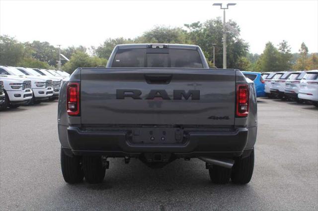 2026 RAM Ram 3500 RAM 3500 TRADESMAN CREW CAB 4X4 8 BOX