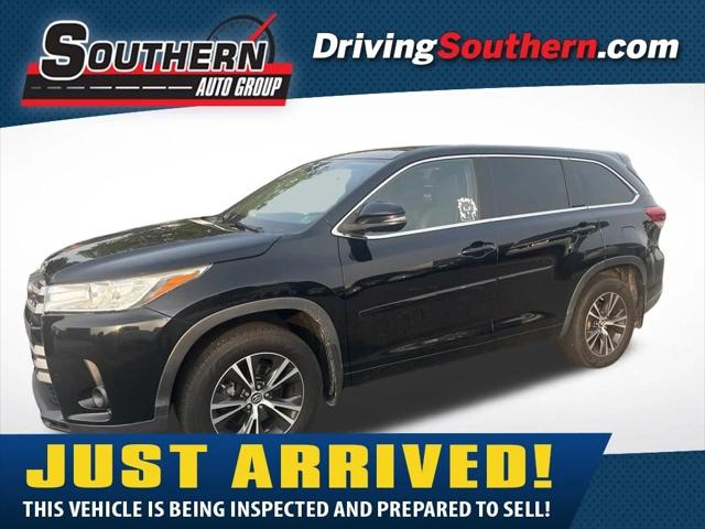 2018 Toyota Highlander LE 2018 Toyota Highlander LE