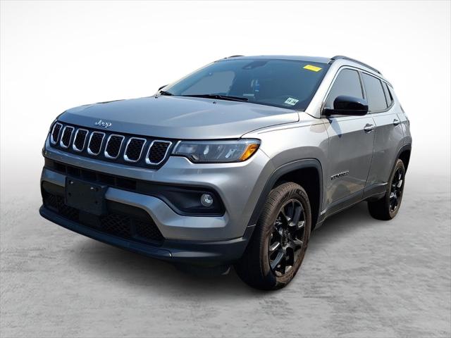 2023 Jeep Compass Latitude Lux FWD 2023 Jeep Compass Latitude Lux FWD