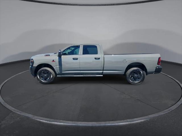 2026 Ram 3500 Tradesman Crew Cab 4x4 8 Box