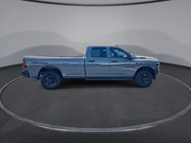 2026 Ram 3500 Tradesman Crew Cab 4x4 8 Box