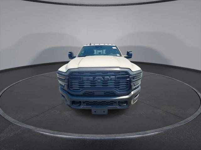 2026 RAM Ram 3500 RAM 3500 TRADESMAN CREW CAB 4X4 8 BOX