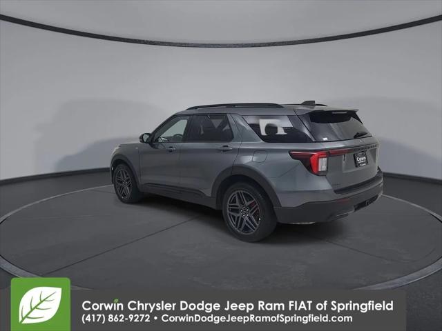 2025 Ford Explorer ST-Line