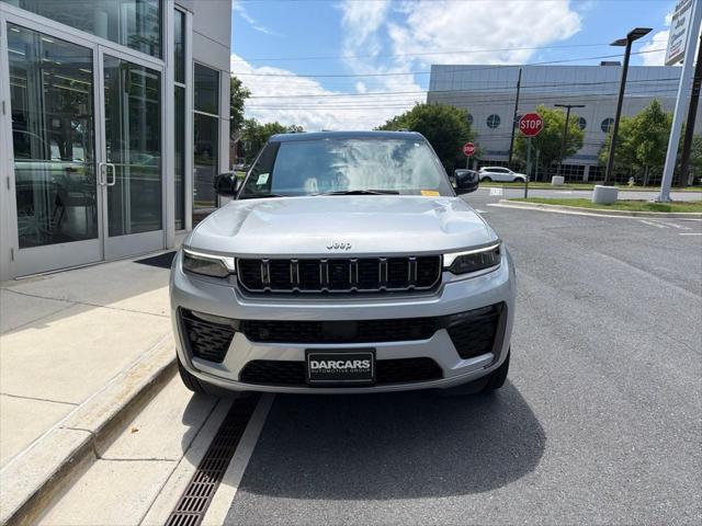 2026 Jeep Grand Cherokee Summit 4x4 2026 Jeep Grand Cherokee Summit 4x4