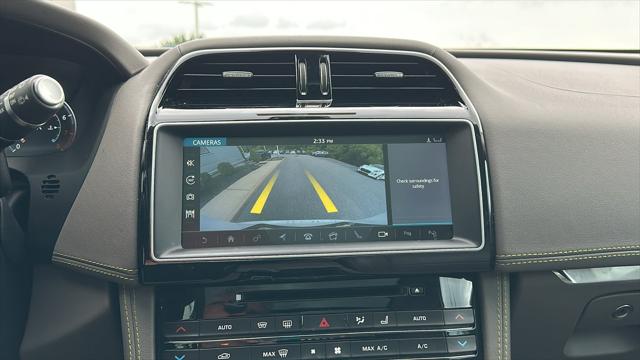 2017 Jaguar F-PACE 35t R-Sport