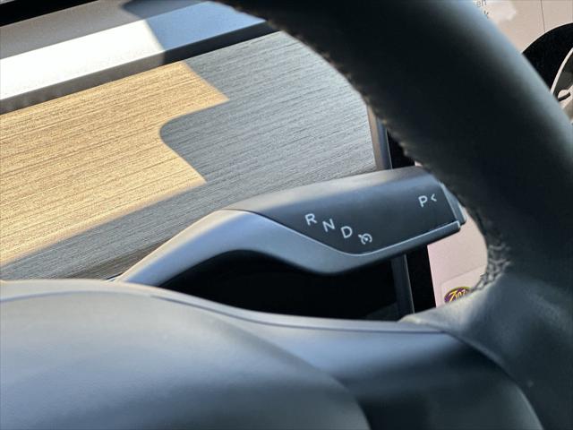 2021 Tesla Model 3 Standard Range Plus Rear-Wheel Drive