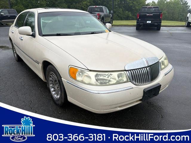 2001 Lincoln Town Car Signature for sale in Rock Hill, SC