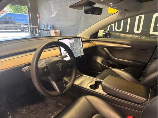2022 Tesla Model 3 Long Range Dual Motor All-Wheel Drive