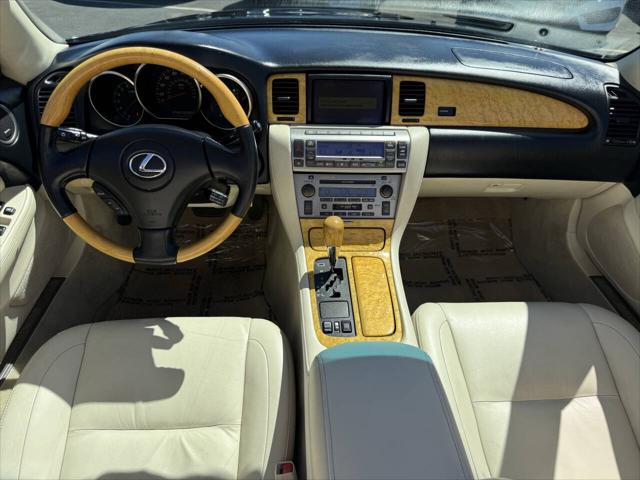 2004 Lexus SC 430 Base 2dr Convertible