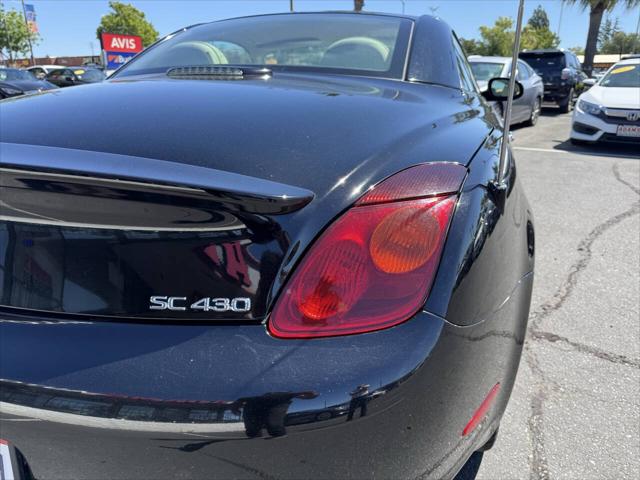 2004 Lexus SC 430 Base 2dr Convertible