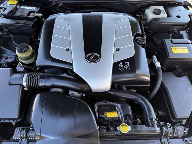2004 Lexus SC 430 Base 2dr Convertible