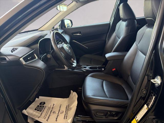 2024 Toyota Corolla Cross XLE - Photo 9