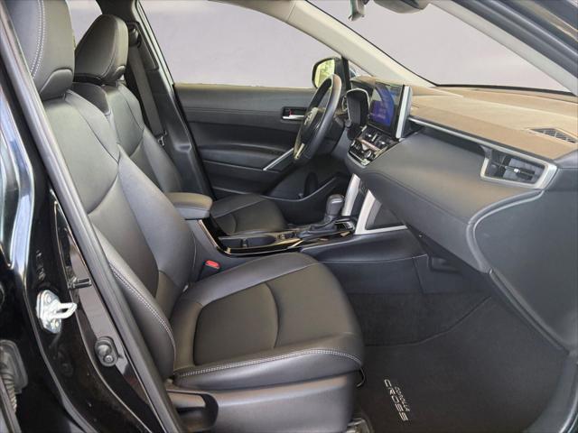 2024 Toyota Corolla Cross XLE - Photo 15