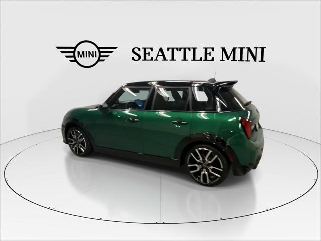 2027 MINI Cooper Hardtop Cooper S