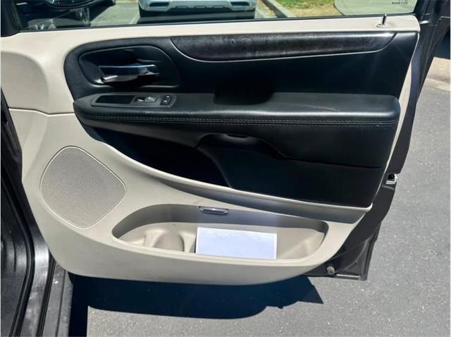 2017 Dodge Grand Caravan SE