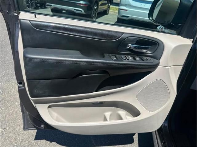 2017 Dodge Grand Caravan SE