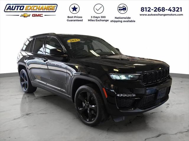 2023 Jeep Grand Cherokee Limited 4x4 for sale in Sullivan, IN