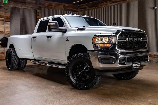 2024 Ram 3500 Tradesman Crew Cab 4x4 8' Box for sale in Baytown, TX