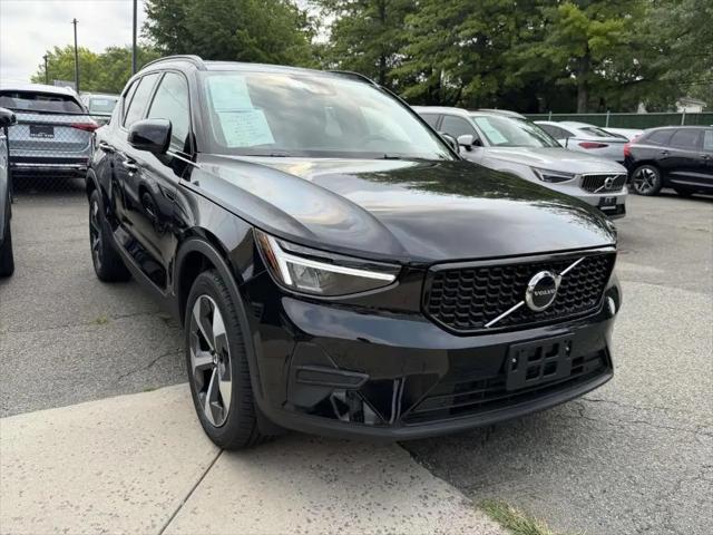 2026 Volvo XC40 Core, B5 AWD Gas (mild hybrid), Dark for sale in Queens, NY
