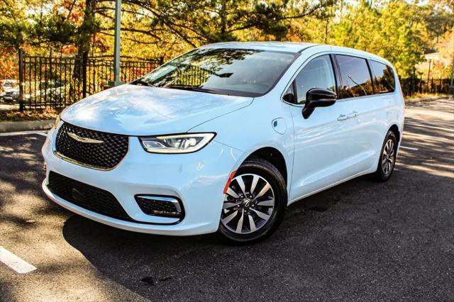 2024 Chrysler Pacifica Hybrid Select for sale in Warner Robins, GA