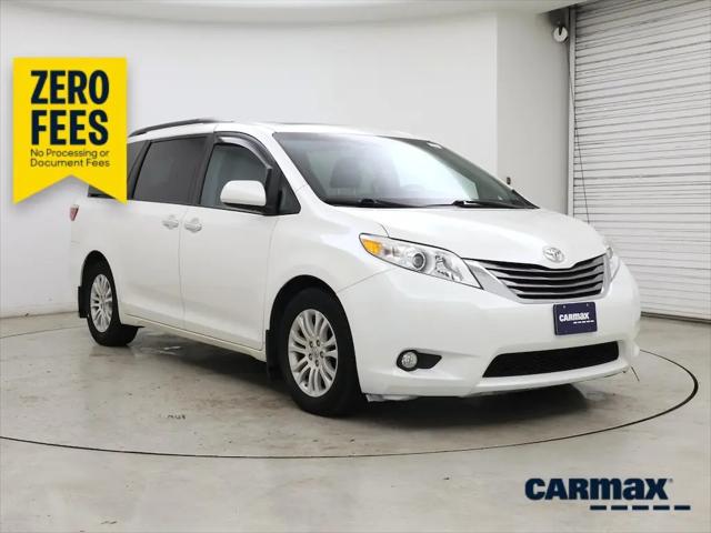 2017 Toyota Sienna XLE Premium 8 Passenger for sale in East Haven, CT