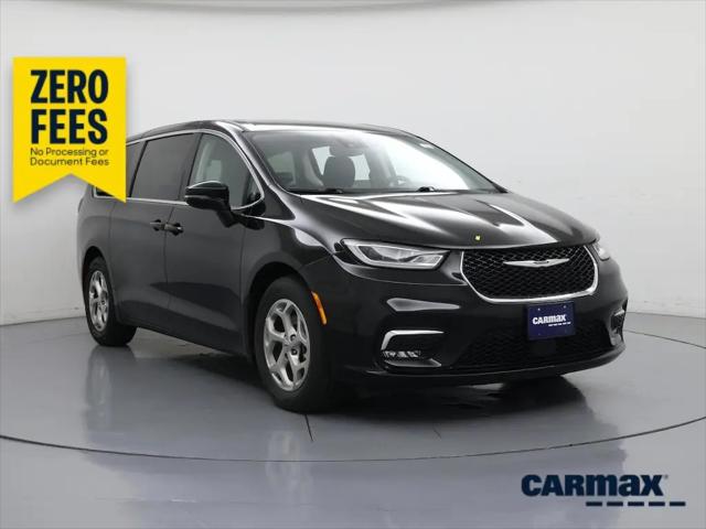 2024 Chrysler Pacifica Limited for sale in Merriam, KS