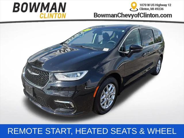 2024 Chrysler Pacifica Touring L for sale in Clinton, MI