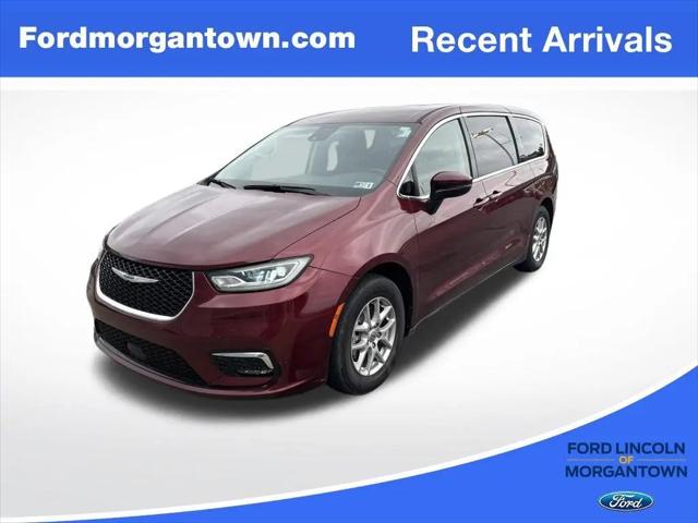 2023 Chrysler Pacifica Touring L for sale in Morgantown, WV