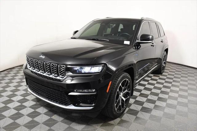2023 Jeep Grand Cherokee Summit Reserve for sale in Richfield, MN