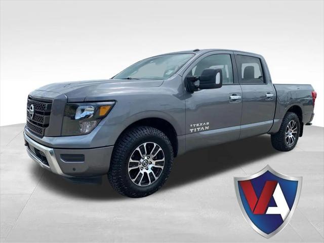 2021 Nissan Titan Crew Cab SV 4x4 for sale in Junction City, KS