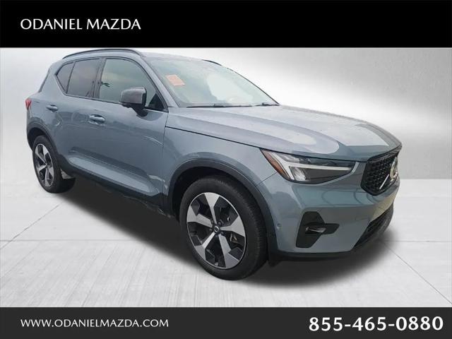 2023 Volvo XC40 B5 Ultimate Dark Theme for sale in Fort Wayne, IN