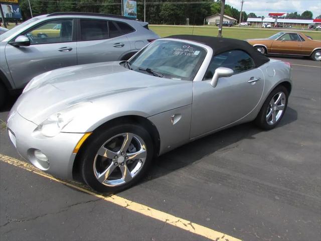 2007 Pontiac Solstice Base for sale in Black River Falls, WI