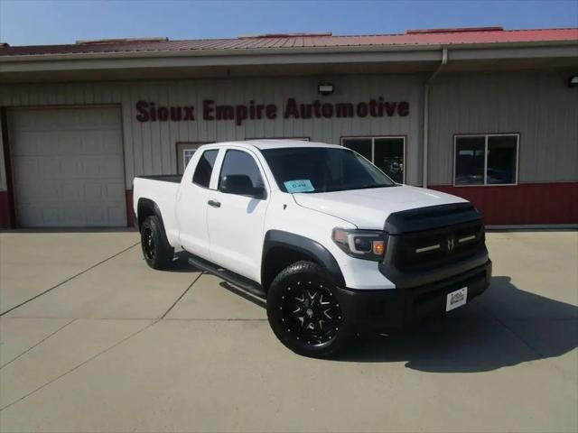 2017 Toyota Tundra SR5 4.6L V8 for sale in Tea, SD