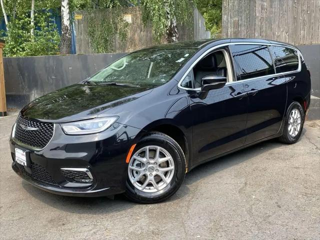 2024 Chrysler Pacifica Touring L for sale in Portland, OR