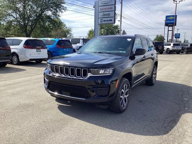 2027 Jeep Grand Cherokee GRAND CHEROKEE LAREDO X 4X4