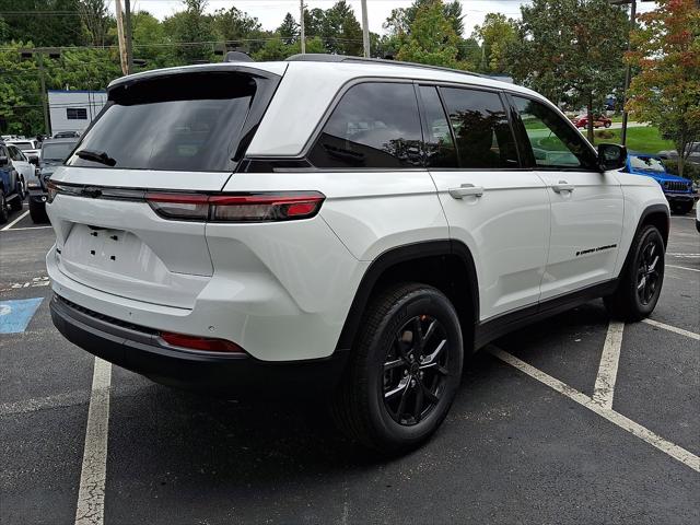 2027 Jeep Grand Cherokee GRAND CHEROKEE LAREDO ALTITUDE 4X4