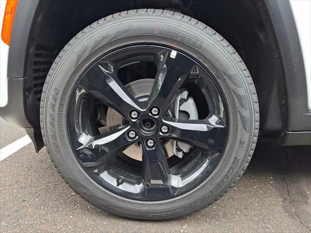 2027 Jeep Grand Cherokee GRAND CHEROKEE LIMITED 4X4 2027 Jeep Grand Cherokee GRAND CHEROKEE LIMITED 4X4