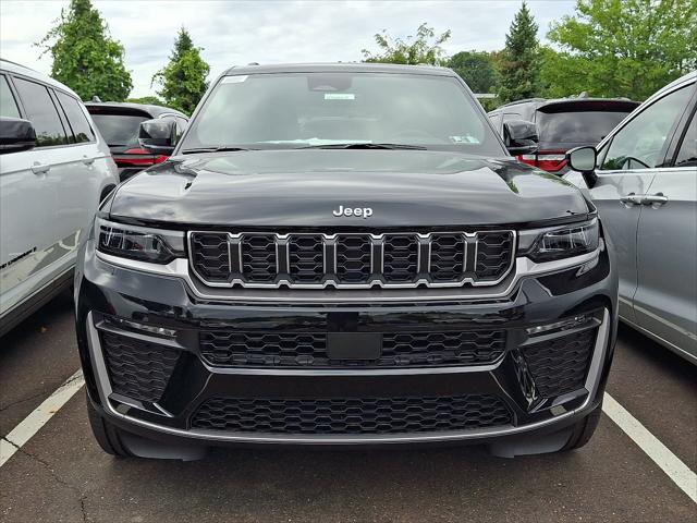 2027 Jeep Grand Cherokee GRAND CHEROKEE LIMITED 4X4