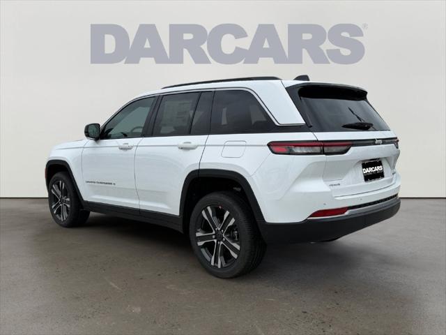 2027 Jeep Grand Cherokee GRAND CHEROKEE LIMITED 4X4