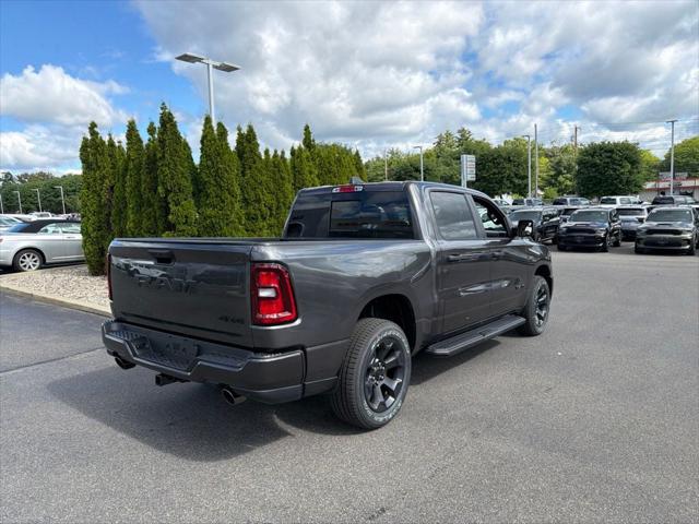 2027 RAM Ram 1500 RAM 1500 EXPRESS CREW CAB 4X4 57 BOX