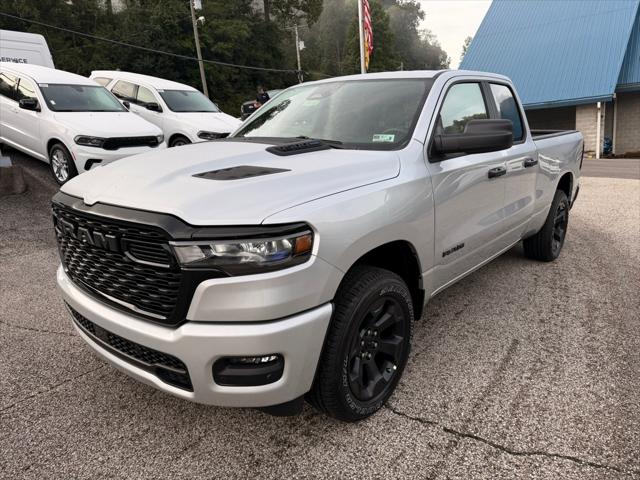 2027 RAM Ram 1500 RAM 1500 EXPRESS QUAD CAB 4X4 64 BOX 2027 RAM Ram 1500 RAM 1500 EXPRESS QUAD CAB 4X4 64 BOX