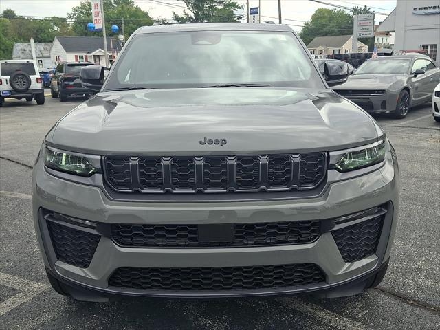 2027 Jeep Grand Cherokee GRAND CHEROKEE LIMITED 4X4 2027 Jeep Grand Cherokee GRAND CHEROKEE LIMITED 4X4
