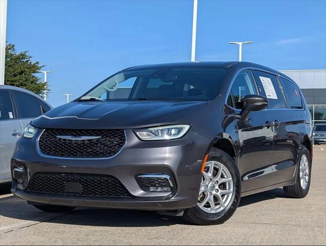 2023 Chrysler Pacifica Touring L for sale in McKinney, TX