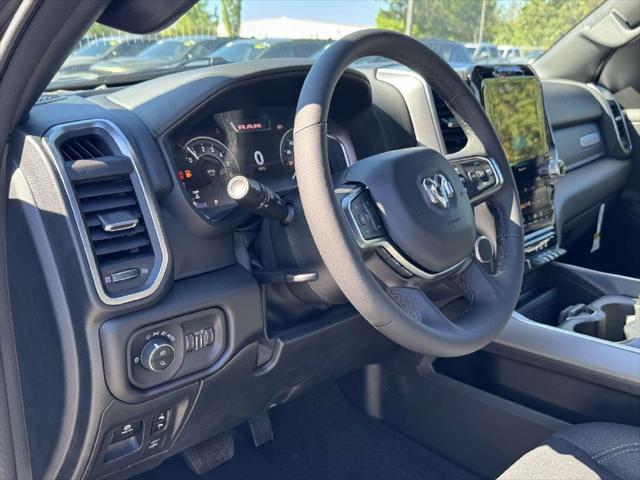 2027 RAM Ram 1500 RAM 1500 BIG HORN CREW CAB 4X4 57 BOX