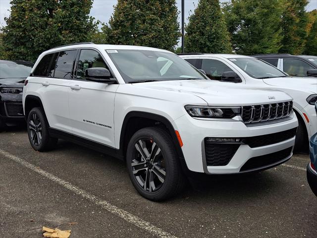2027 Jeep Grand Cherokee GRAND CHEROKEE LIMITED 4X4