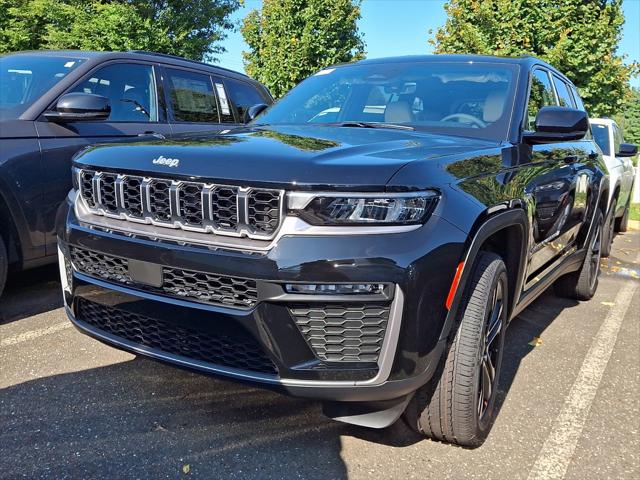 2027 Jeep Grand Cherokee GRAND CHEROKEE LIMITED 4X4
